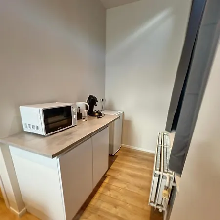 Station 173 B Bruxelles-charleroi-airport Lejlighed